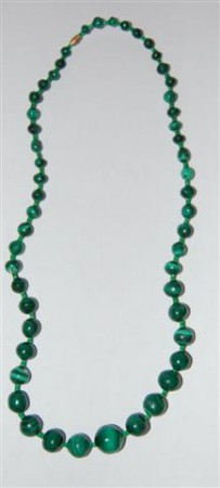 COLLAR VERDE